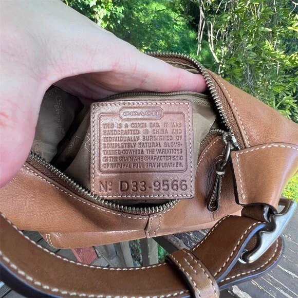 COACH Vintage Y2K British Tan Ergo Hobo Shoulder Bag Silver Hardware AUTHENTIC